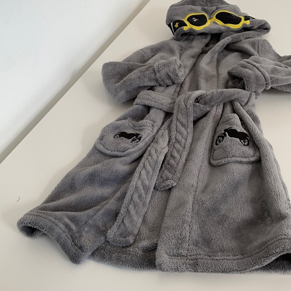 Adorable robe